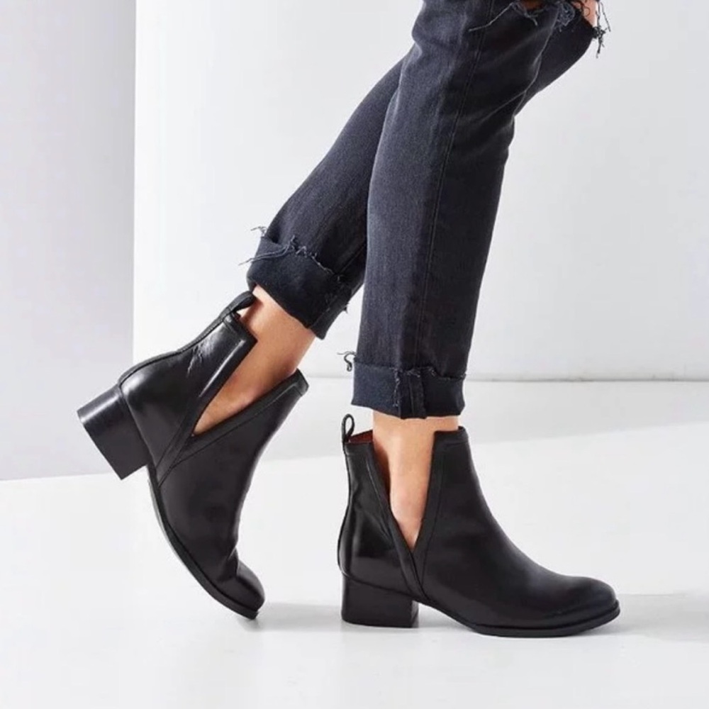 Jeffrey Campbell Oriley Black Leather Western boho Goth Grunge Boots sz 8
